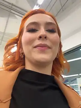 Snapshot of AnnieAddam chatting on 04.09.26 AnnieAddam online show from 04.09.26