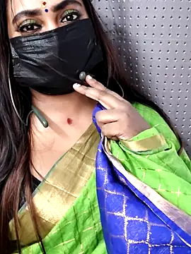 Cutie Nila online show from 04.16.26