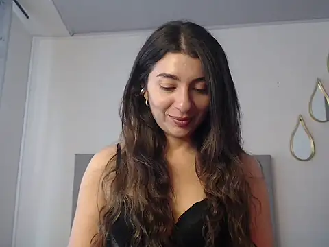 Snapshot of Julietaamado chatting on 06.16.26 Julietaamado online show from 06.16.26