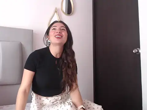 Snapshot of Julietaamado chatting on 07.05.26 Julietaamado online show from 07.05.26
