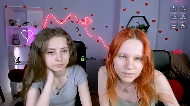 Snapshot of cassandra_nik chatting on 05.18.26 cassandra nik online show from 05.18.26