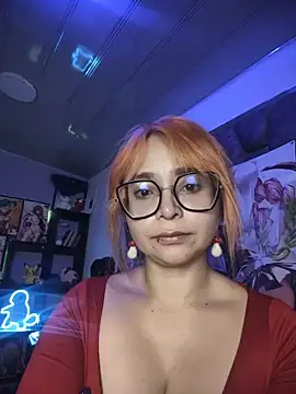 Snapshot of Maky_Coss chatting on 06.12.26 Maky Coss online show from 06.12.26