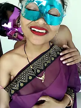 Snapshot of Sweet_Cpl_ chatting on 04.09.26 Sweet Cpl online show from 04.09.26