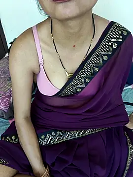 Snapshot of Sweet_Cpl_ chatting on 04.09.26 Sweet Cpl online show from 04.09.26