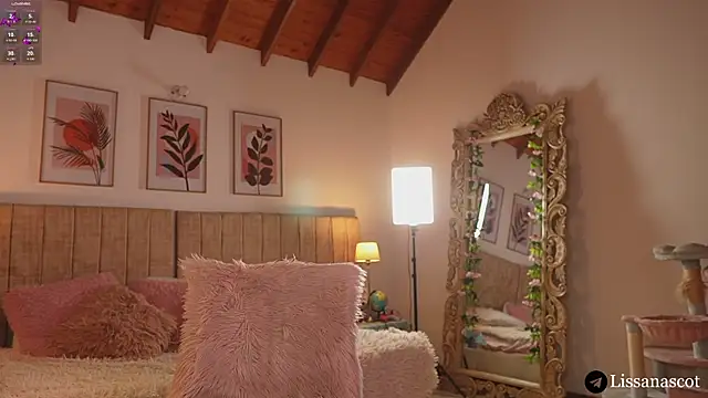 Lissanascott online show from 04.15.26