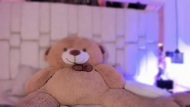 AgathaUwuDoll online show from 04.05.26