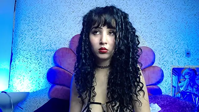 Snapshot of artemisa_aly chatting on 05.26.26 artemisa aly online show from 05.26.26