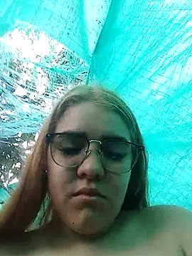 single kitten online show from 03.25.26