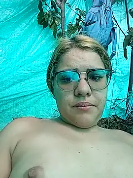 single kitten online show from 04.13.26