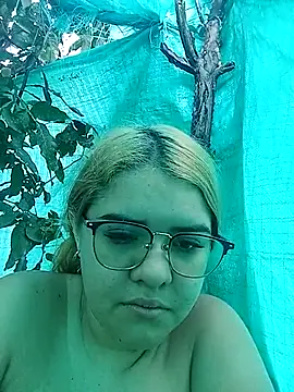 single kitten online show from 04.19.26