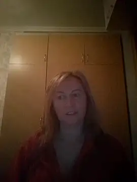 Snapshot of ChristinaYork chatting on 04.24.26 ChristinaYork online show from 04.24.26