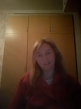 Snapshot of ChristinaYork chatting on 04.28.26 ChristinaYork online show from 04.28.26