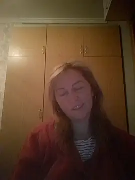 Snapshot of ChristinaYork chatting on 04.28.26 ChristinaYork online show from 04.28.26