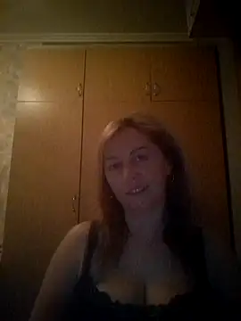 Snapshot of ChristinaYork chatting on 04.29.26 ChristinaYork online show from 04.29.26