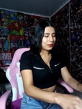 charlottte wh online show from 03.12.26