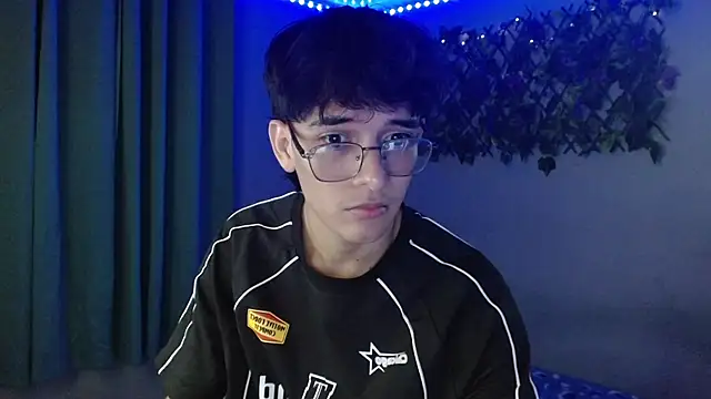 noah millerx online show from 04.10.26