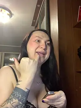 EvaBeautyXx online show from 04.19.26