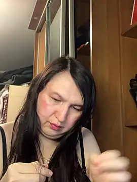 EvaBeautyXx online show from 04.23.26