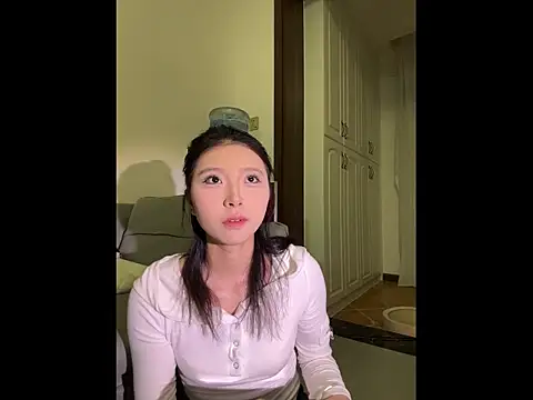 Y--F--LOVE online show from 03.03.26