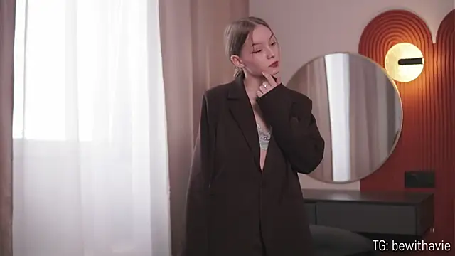 VenaLammo online show from 03.29.26