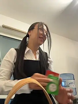 Snapshot of Bunny_Lush chatting on 03.10.26 Bunny Lush online show from 03.10.26