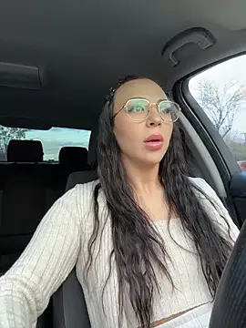 Snapshot of Bunny_Lush chatting on 04.10.26 Bunny Lush online show from 04.10.26