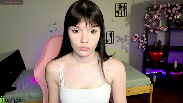 Snapshot of JanetCensley chatting on 05.10.26 JanetCensley online show from 05.10.26