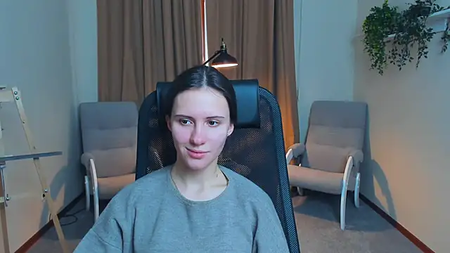 Snapshot of MeganLenoir chatting on 02.27.26 MeganLenoir online show from 02.27.26