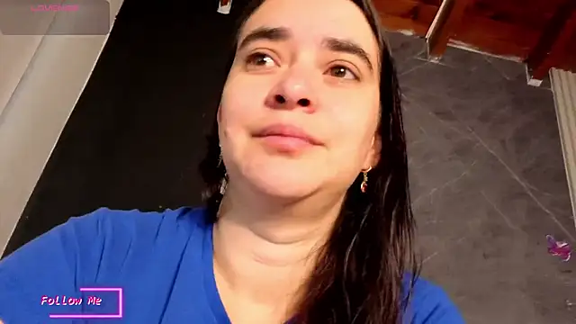 Snapshot of _VALERIAGOMEZ chatting on 04.25.26 VALERIAGOMEZ online show from 04.25.26