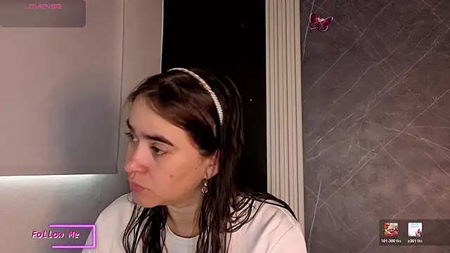 Snapshot of _VALERIAGOMEZ chatting on 05.27.26 VALERIAGOMEZ online show from 05.27.26