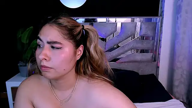 Sofiazaf  online show from 04.18.26