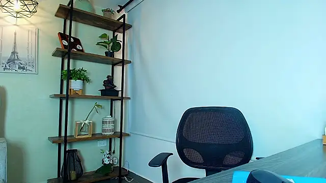 Snapshot of Victoria-Collins_ chatting on 03.02.26 Victoria-Collins online show from 03.02.26