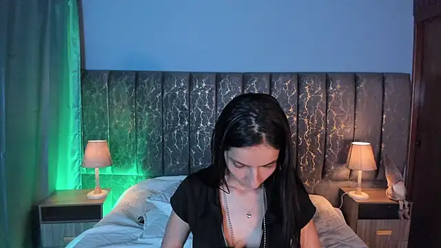 Snapshot of Samantha_Velle chatting on 03.17.26 Samantha Velle online show from 03.17.26