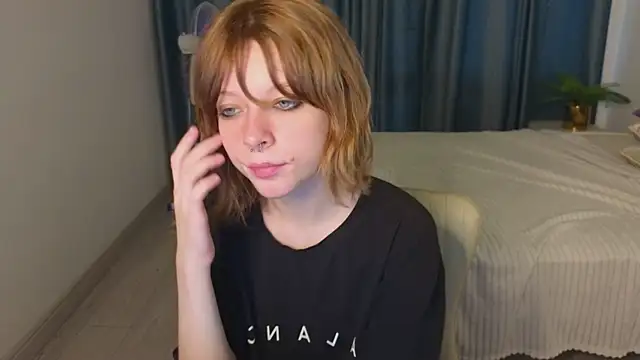 MollySally online show from 07.03.26