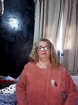 momismilf544 online show from 05.10.26