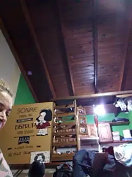 momismilf544 online show from 06.18.26