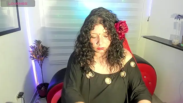 Snapshot of Agatha_Marin chatting on 04.05.26 Agatha Marin online show from 04.05.26