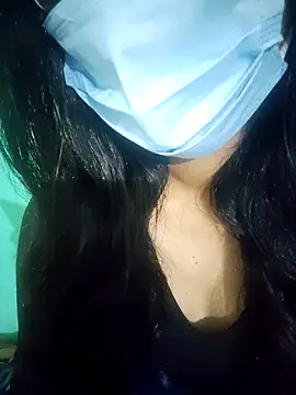 QUEEN LADYY online show from 03.05.26