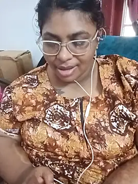 Snapshot of deepika-mallus chatting on 05.17.26 deepika-mallus online show from 05.17.26