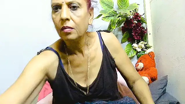 Hot queen58 online show from 06.30.26