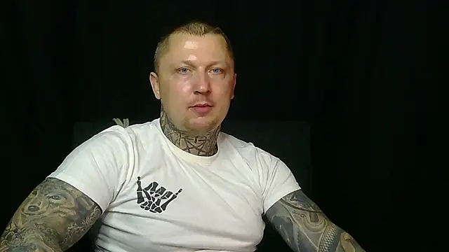 Snapshot of devilWithTats chatting on 06.13.26 devilWithTats online show from 06.13.26