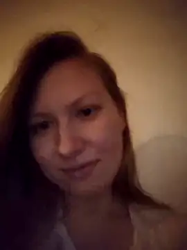 August Shine online show from 03.17.26