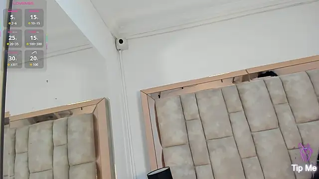 Titan Moreno  online show from 03.24.26