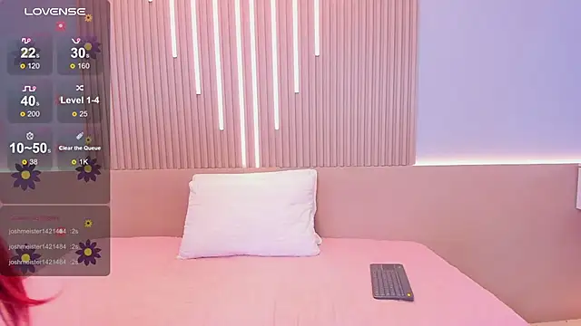 Snapshot of Zoee_cute_ chatting on 03.21.26 Zoee cute online show from 03.21.26