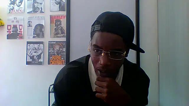 Snapshot of charles_king chatting on 06.12.26 charles king online show from 06.12.26