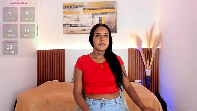 Tiana Glow2 online show from 05.30.26
