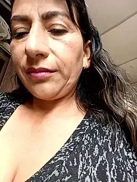 Lucia Rios online show from 04.12.26