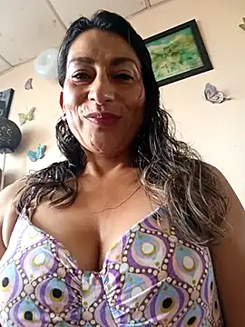 Lucia Rios online show from 06.15.26