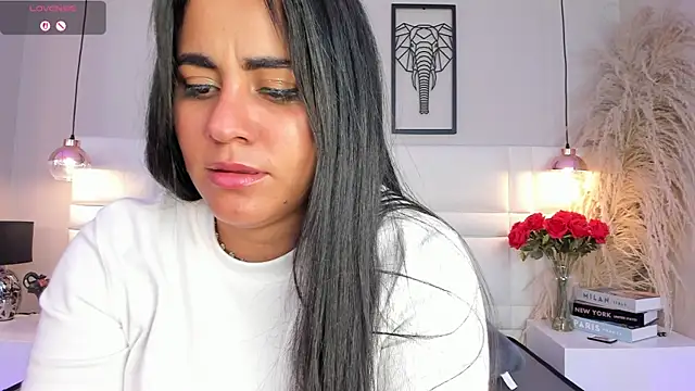 alejandra  garcia online show from 05.17.26