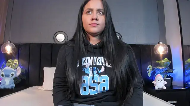 Snapshot of alejandra__garcia chatting on 06.16.26 alejandra garcia online show from 06.16.26